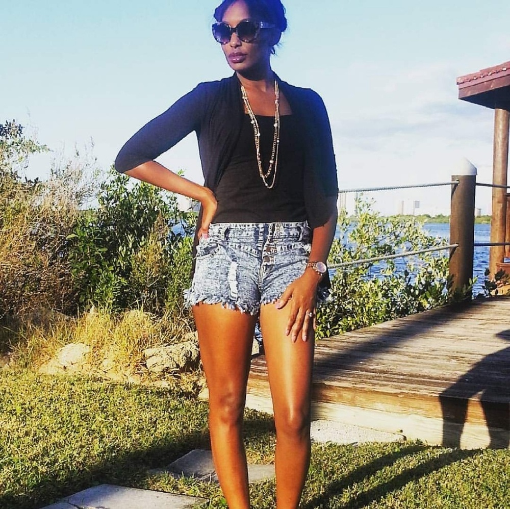 Meet your Posher, Shop Thrift